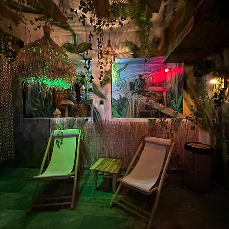 Jungle Spa Bed & Breakfast Dunkirk Екстериор снимка