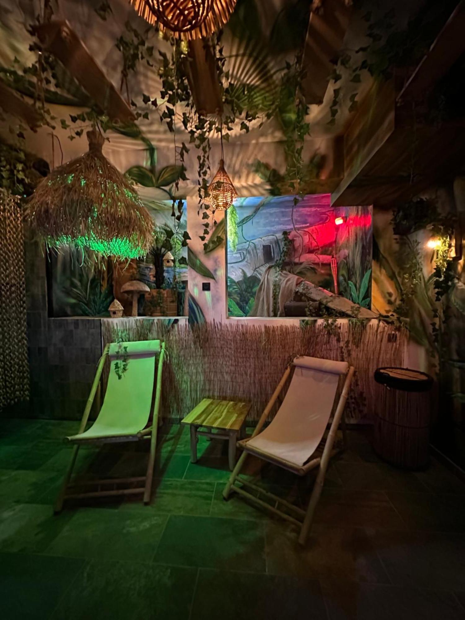 Jungle Spa Bed & Breakfast Dunkirk Екстериор снимка